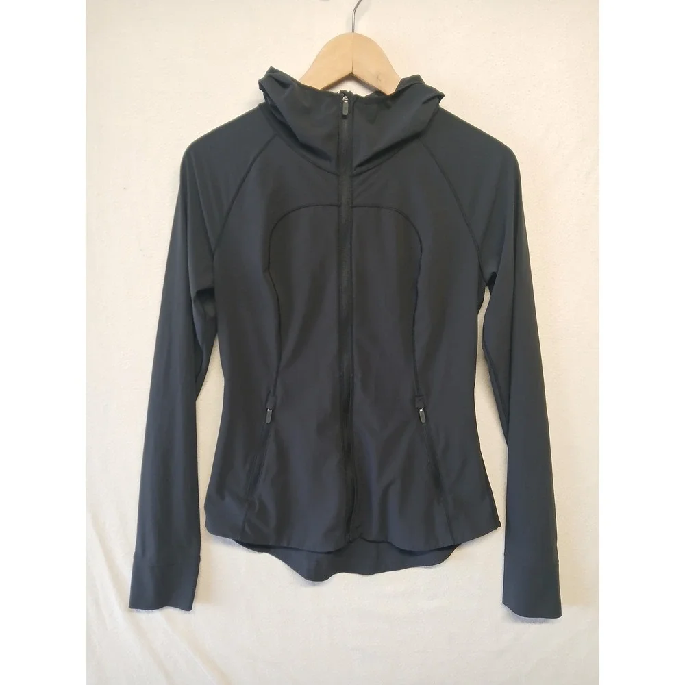 Lululemon mist over Windbreaker size 4 black full zip womens jacket